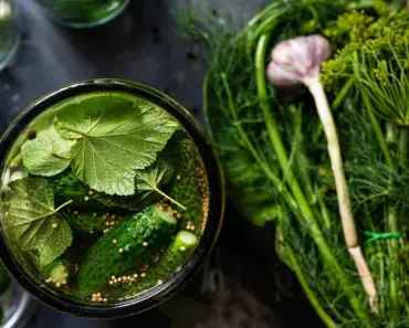 How to Can Pickles so They Stay Crisp