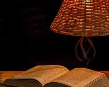 How to Read a Woods Lamp