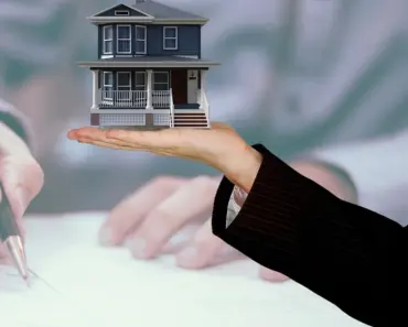 Is it Smarter to Rent or Buy a House