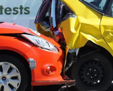 What is a Rear End on a Car