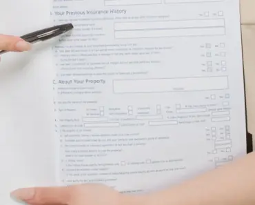 Who Pays Owners Title Insurance in Maine