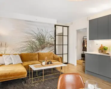 How Close Can a Dining Table Be to the Wall