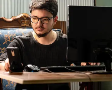 Using Online Therapists and Psychologists to Get Help