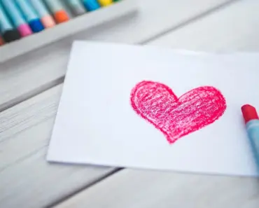 Falling in Love Changes Your Body and Brain in These Ways Falling in Love Changes Your Body and Brain in These Ways