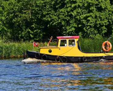 What is Haul Vs Tow