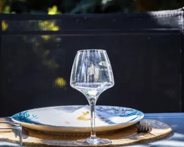 How to Set a Table in French Style