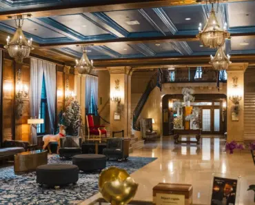 Does Americus Hotel Have a Bar