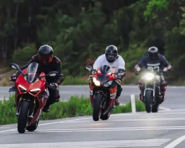How Do I Use Google Map While Driving a Motorcycle