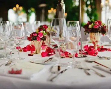 Is Linen Tablecloth Good