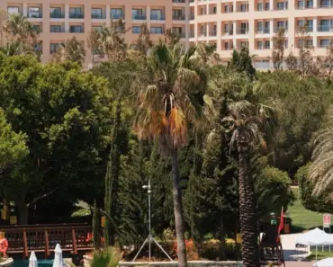 Which Universal Hotels Have Free Express Passes