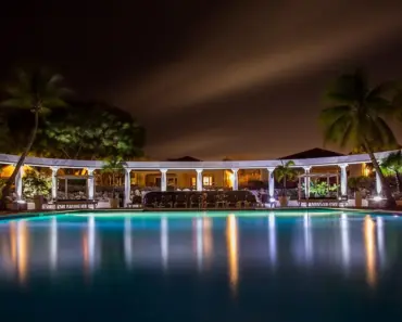 Which Secrets Resort is Next to Breathless