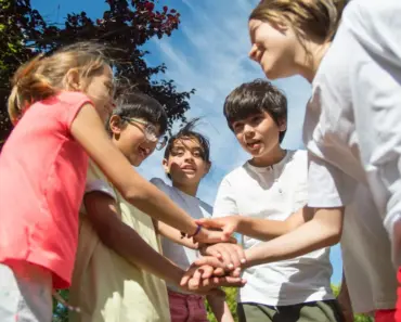 40 Astounding Benefits of Outdoor Nature Play for Kids