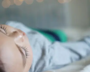 Is it Good to Hear Bedtime Stories as Children