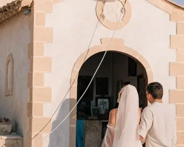 Can You Get Married at Trixie Motel