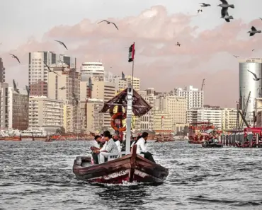 Why Do People Move to Dubai