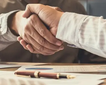 How Does a List Broker Work
