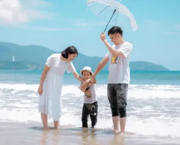 How to Use a Life Insurance Policy to Build Wealth