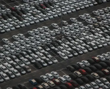 Should I Buy a Car With a Cashiers Check or Personal Check