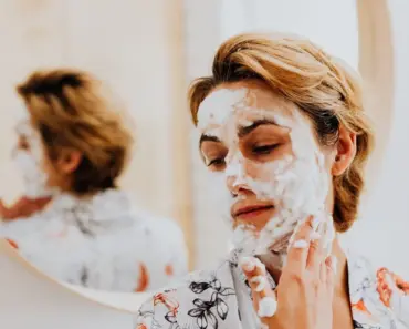 How Do You Dig Out a Deep Blackhead