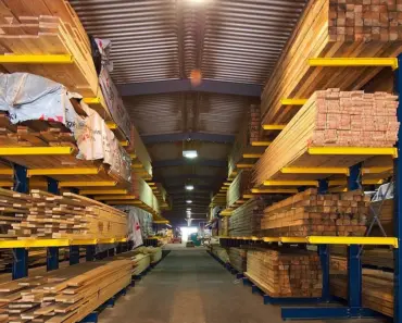 What is the Difference Between Plywood and Wood Planks