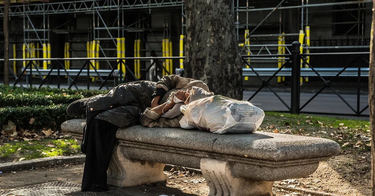 How Do I Report a Homeless Person in Los Angeles report homeless