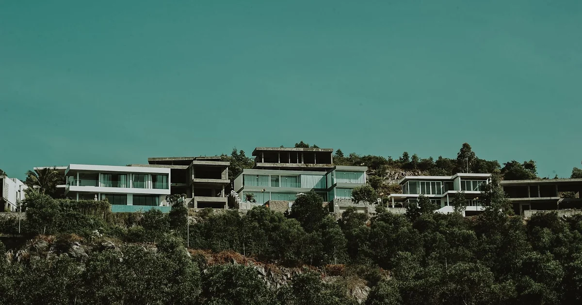 Can I Transfer My California Real Estate License to Hawaii luxury real estate property