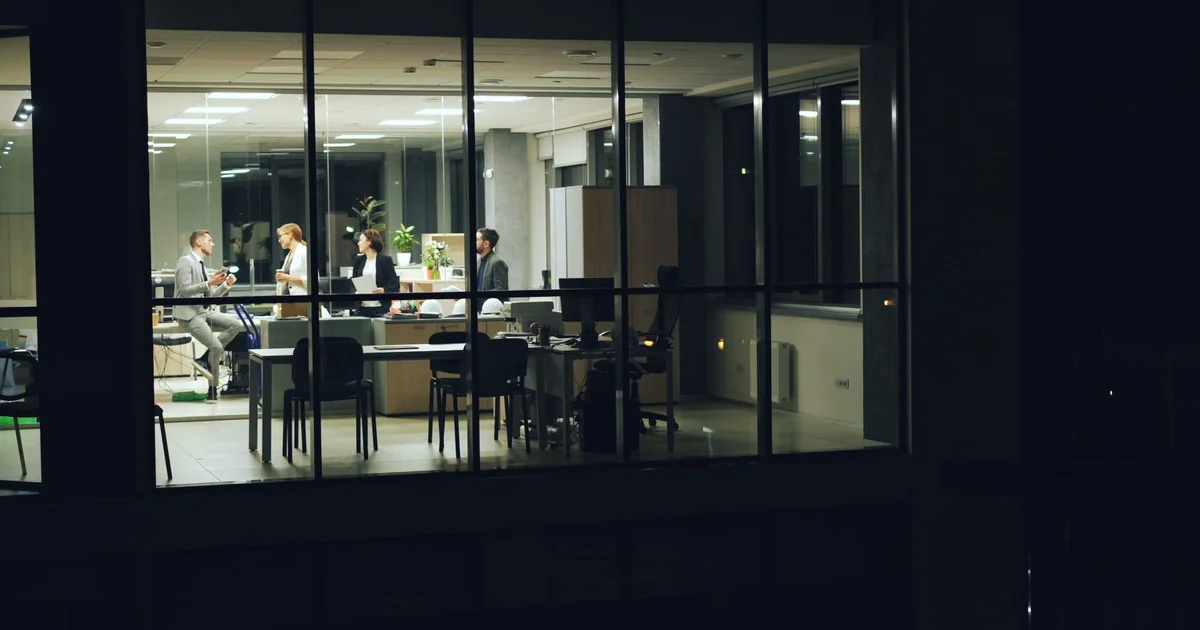 Has Yahoo Small Business Changed modern corporate business meeting