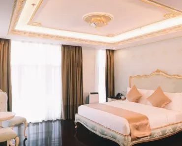 When Was the Gran Hotel Bali Built