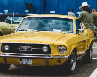 Who Sells More Ford or Chevy