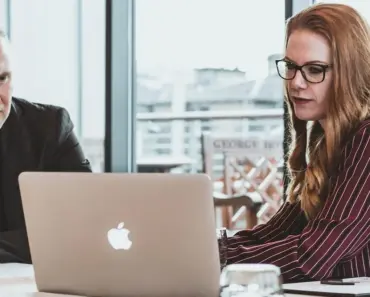 What is 10 Business Days From Saturday