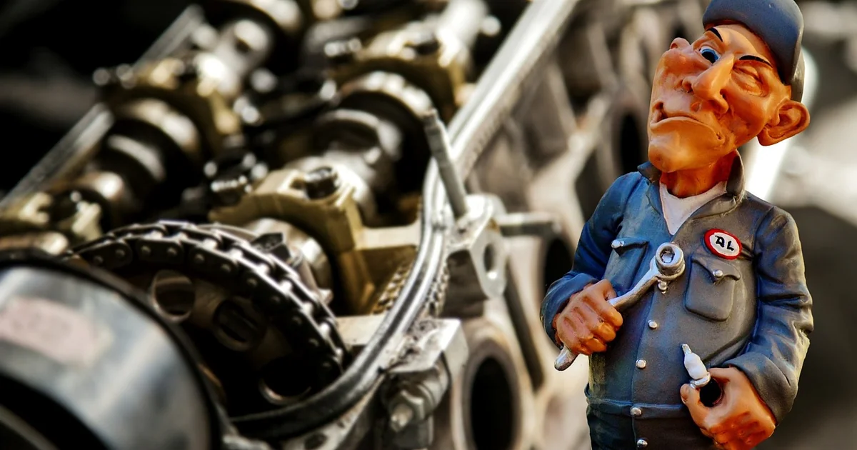 Who is the Old Mechanic on Youtube auto mechanic workshop