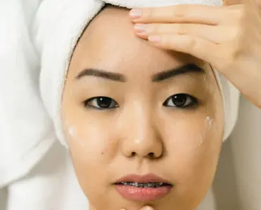 Can You Pop a Cyst With a Blackhead Can You Pop a Cyst With a Blackhead