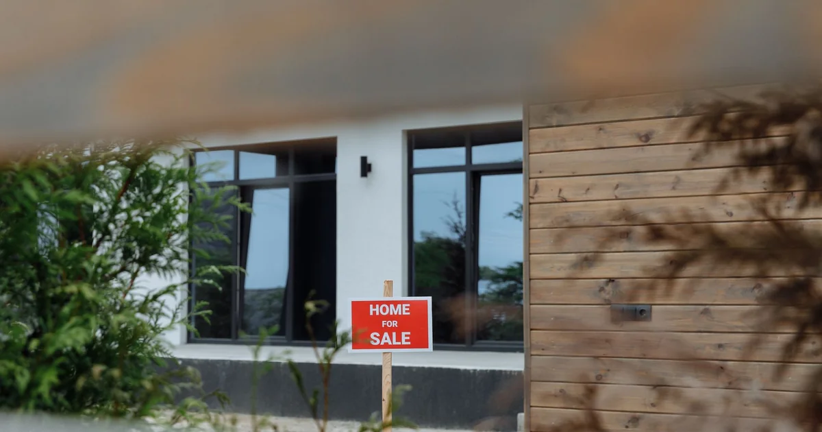 How Big is a Lot in Real Estate modern home real estate