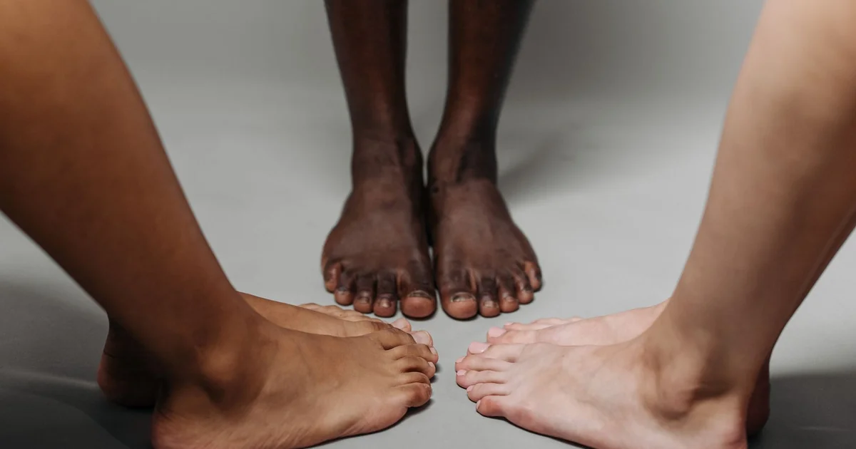 What is the Difference Between a Cyst and a Boil difference between