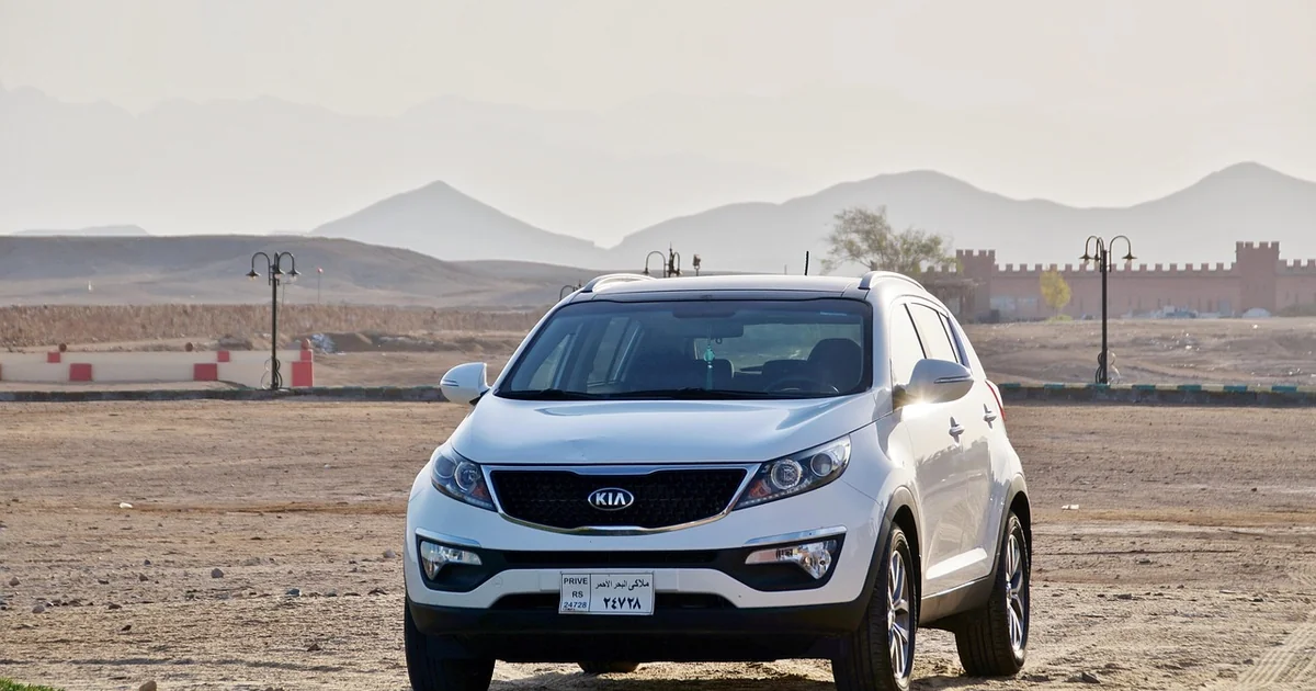 Is Kia or Hyundai Cheaper kia hyundai