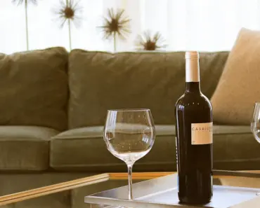 How Many Square Feet is a Luxury Home