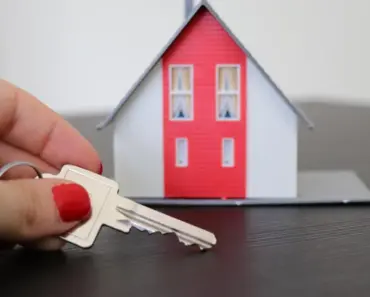 What is the Best Time of Year to Lease a Property