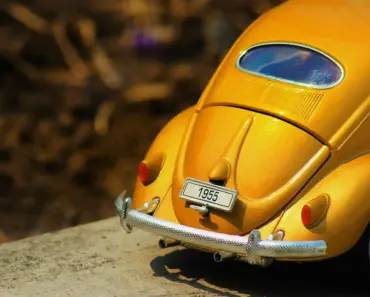 Who Leads the Automotive Industry