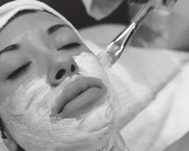 What is the Best Facial for Blackheads at Home