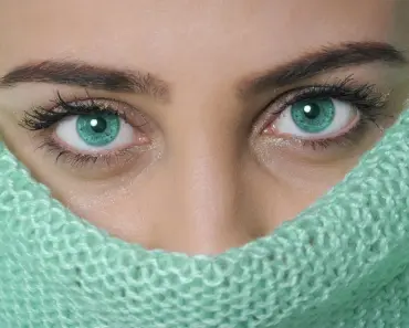 What Should We Eat in Empty Stomach for Glowing Skin