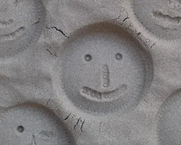 Is Kinetic Sand Safe to Touch