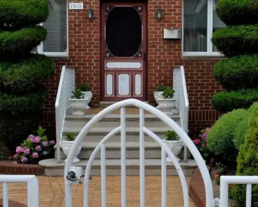 Decorate Your Home For Spring