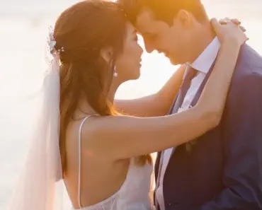 “Should I Tell My Husband I Want To Be With A Woman?” & 28 Other Sex Confessions