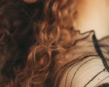 Unlocking the Secrets of the C-Curl Trend: 11 Essential Facts Every Hair Enthusiast Needs…