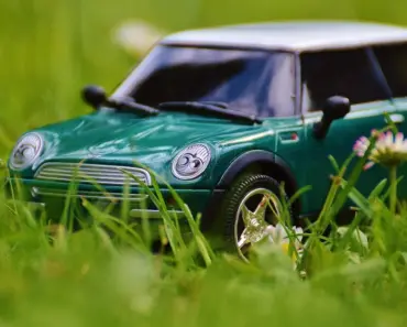 Uncovering the Alex Cooper vs Alix Earle Feud: 7 Shocking Moments That Escaped Your Radar