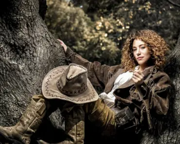 13 Ways to Rock a Peplum Top This Spring: From Casual Chic to Fashion Forward