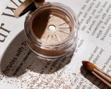 13 Essential Prettiest Lace-Trim Fashion Items to Update Your Wardrobe This Season