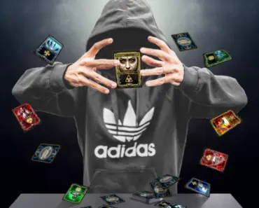 7 French Editor-Approved Logo Sweatshirts to Slip into in 2026