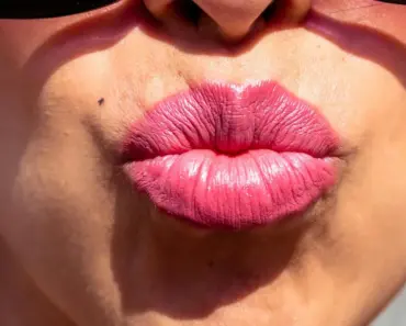 7 Jaw-Dropping Moments Caught by Lip Reading Amanda Batula’s Chat with West Wilson at the…