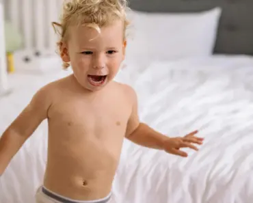 5 Signs Your Toddler is Ready to Make the Big Transition to a Real Bed